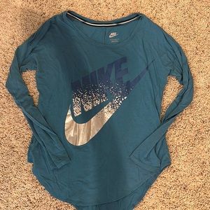 Women’s Nike long sleeve